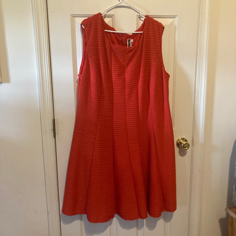 Julian Taylor 24 red ribbed dress